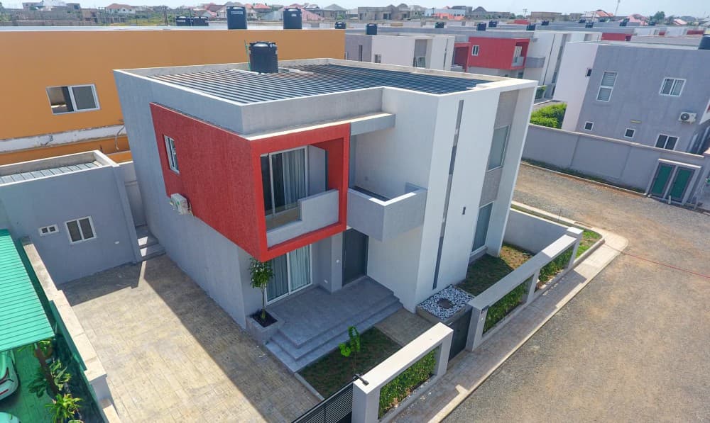 4 Bedroom town house