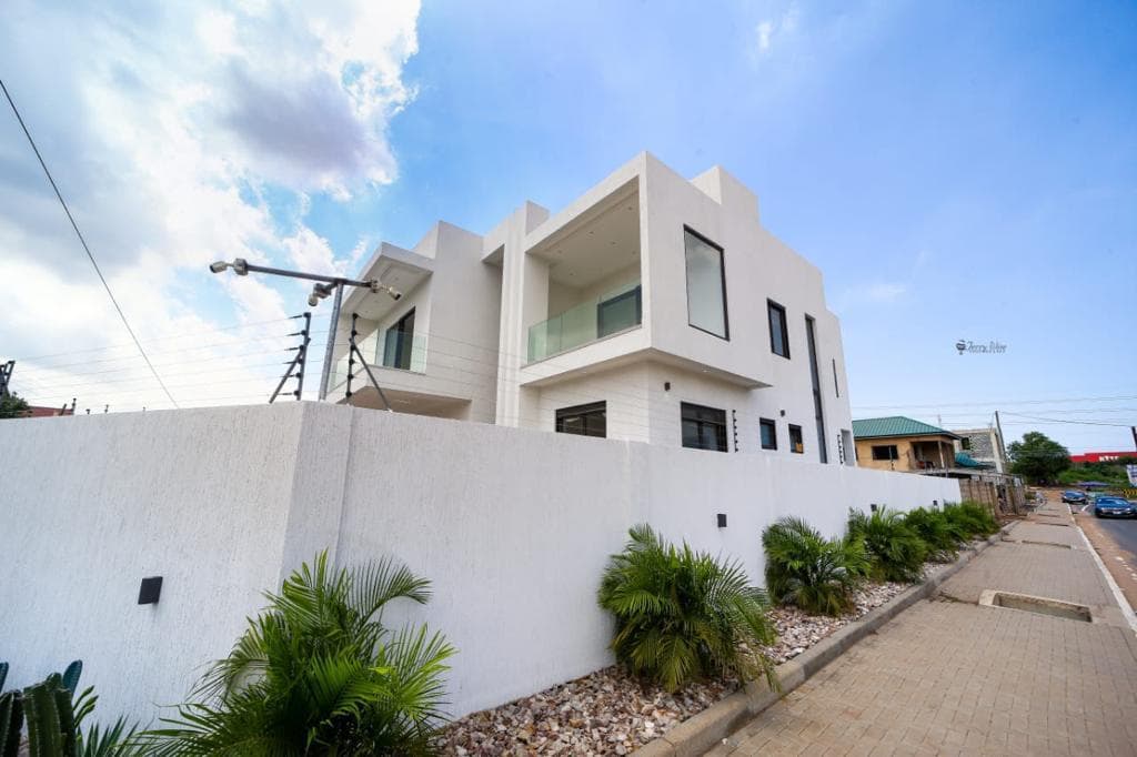 Relocations to Ghana